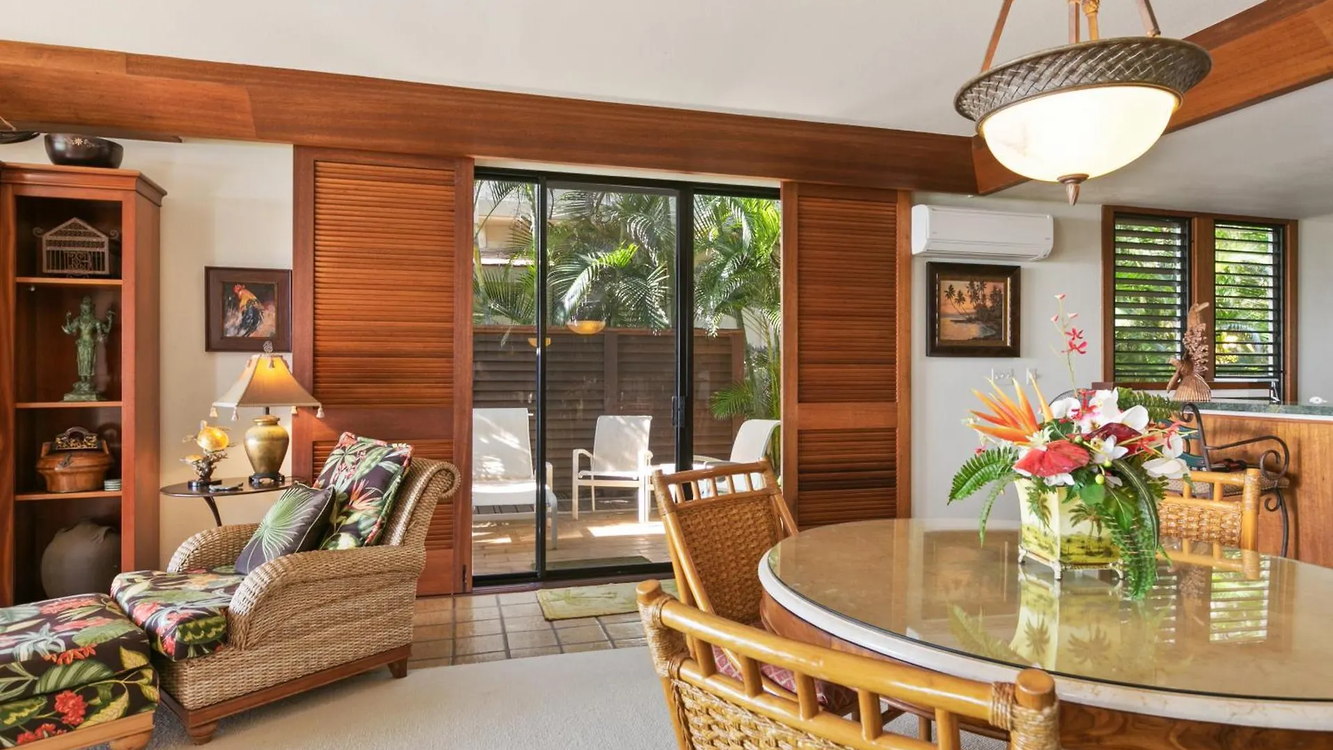 Oceanfront Corner Villa W Air Conditioning - Alekona Kauai Koloa United States