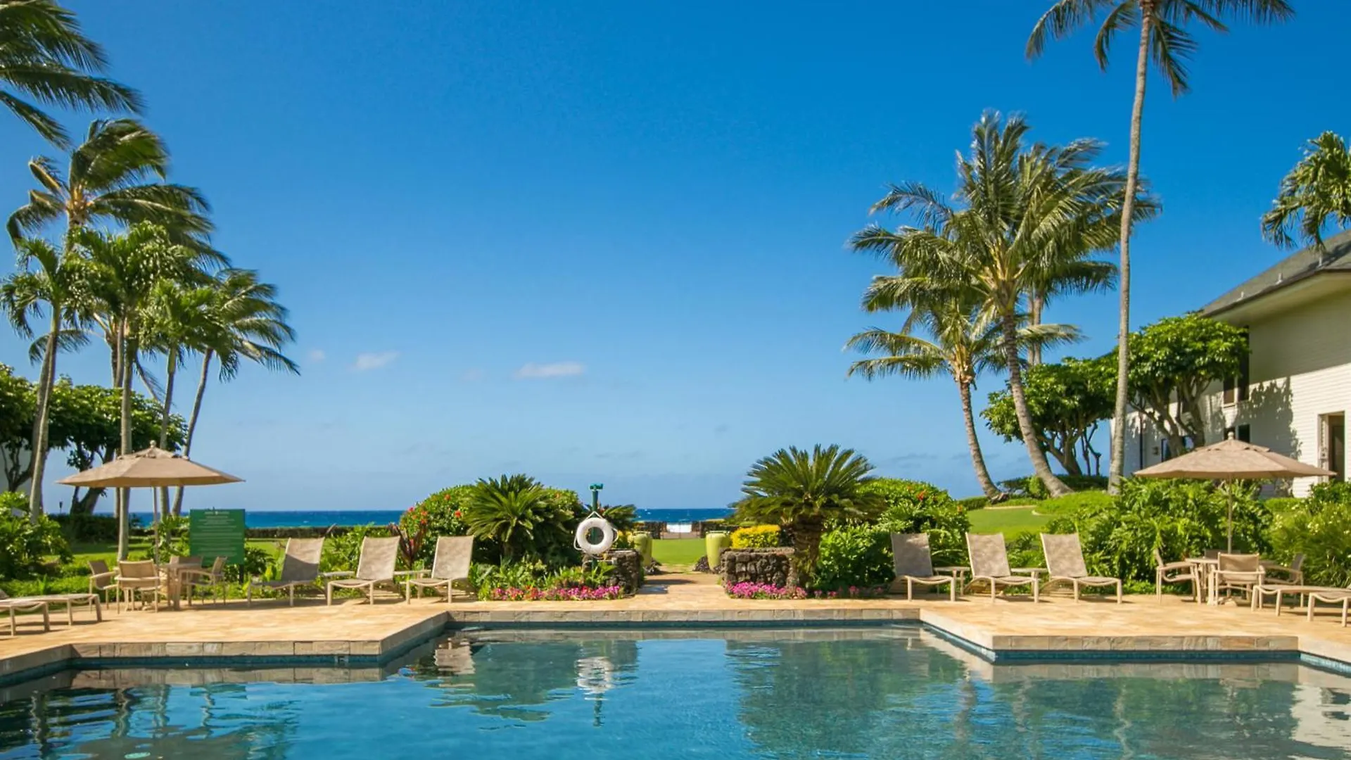 Oceanfront Corner Villa W Air Conditioning - Alekona Kauai Koloa United States